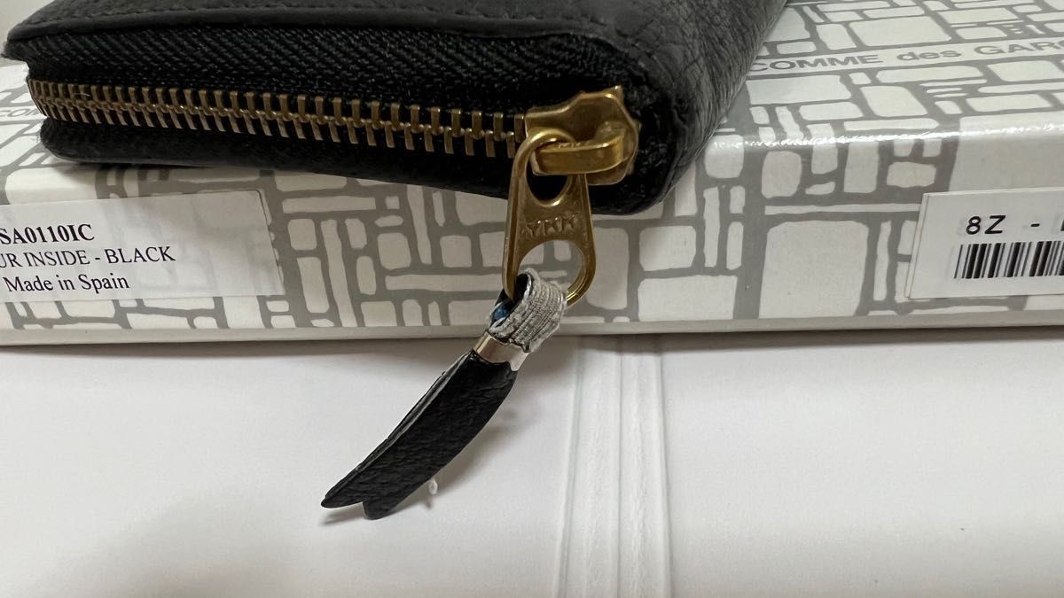 COMME des GARCONS Wallet Colour Inside財布 ラウンドファスナー長財布 長財布