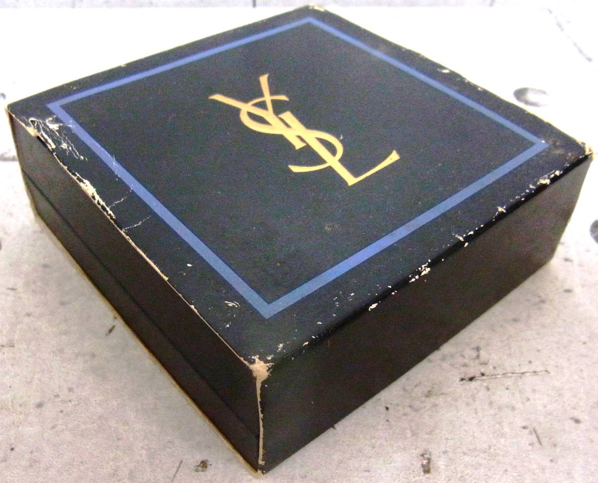 未使用品 Yves Saint Laurent イヴ サンローラン カフス＆タイピンセット ケース 箱 タグ付 ゴールド×ブラック 画像にてご判断下さい_画像9
