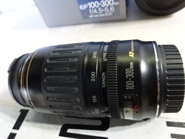 OS-109/Canonキャノン レンズ EF100-300mm F4.5-5.6 USM 望遠ズーム 光学機器 映像機器 撮影機材 ケース付き ジャンク_画像6