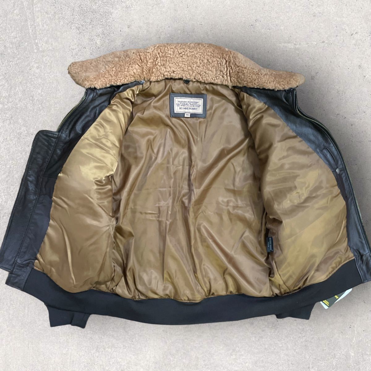 タグ付き 極美品 BO MIKE RONNY G-1 フライトジャケット シボ革 タグ付き 極美品 BO MIKE RONNY G-1 フライトジャケット シボ革
