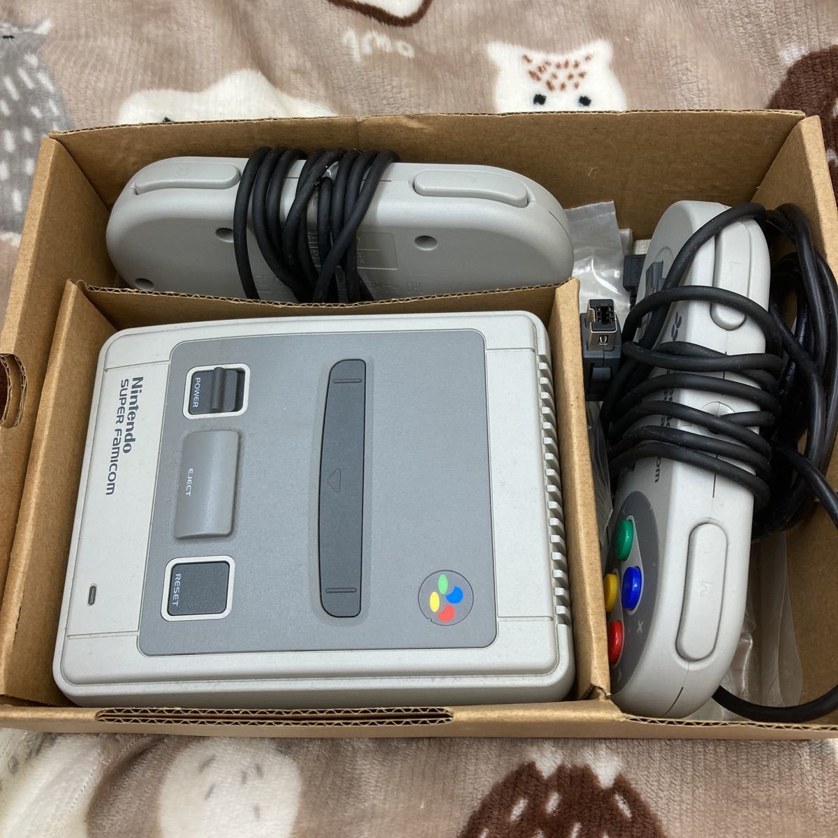 ニンテンドークラシックミニ　スーパーファミコン　HDMIケーブル無し