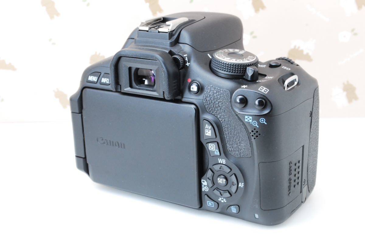 Canon eos Kiss X5 近〜中距離対応レンズつき スマホ転送OK 自撮りOK