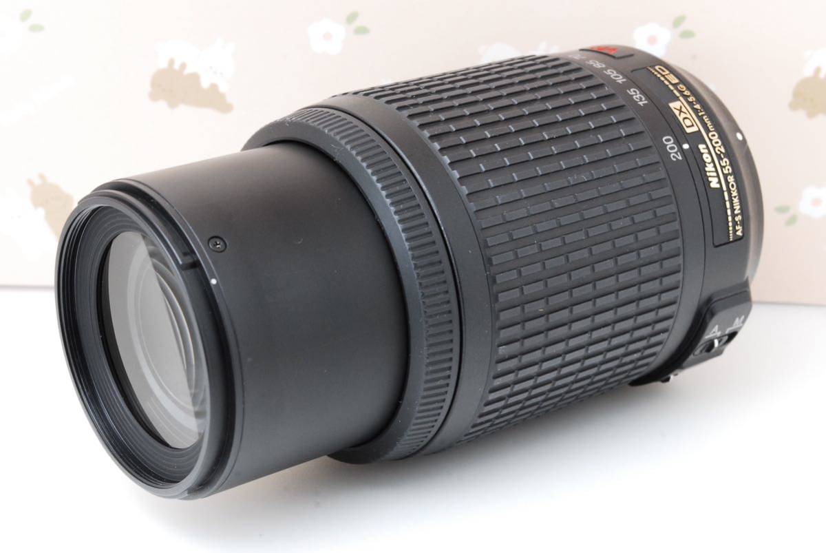 美品 望遠レンズ ニコン DX AF-S Nikkor 55-200mm ED 秋冬のお出かけ