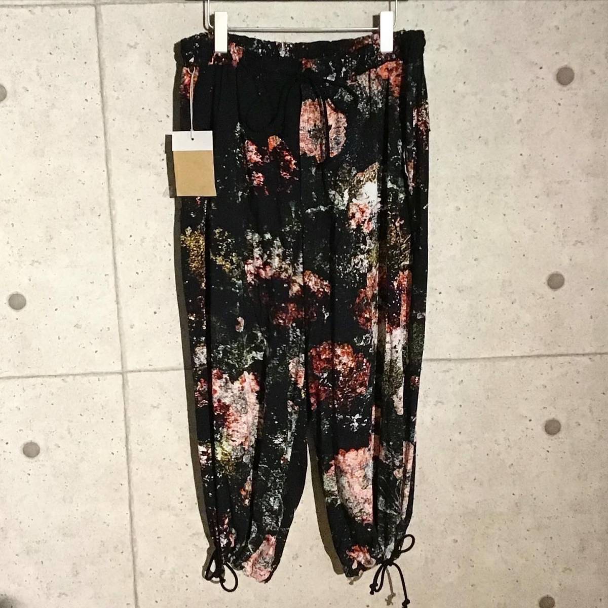 ONtheCORNER ITEM No.1484/Ground Y グラウンドワイ グラフィカルフラワープリント バルーンパンツ 23ss size:3 YohjiYamamoto ヨウジ オム_画像1