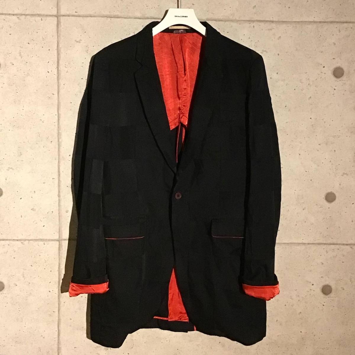 ONtheCORNER ITEM No 1504/COMMEdesGARCONS HOMMEPLUS