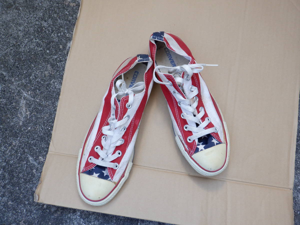 CONVERSE ALL　STAR　　コンバースオールスター　　スニーカー　　赤/白　　サイズ　８　（２６．５ｃｍ）_画像1