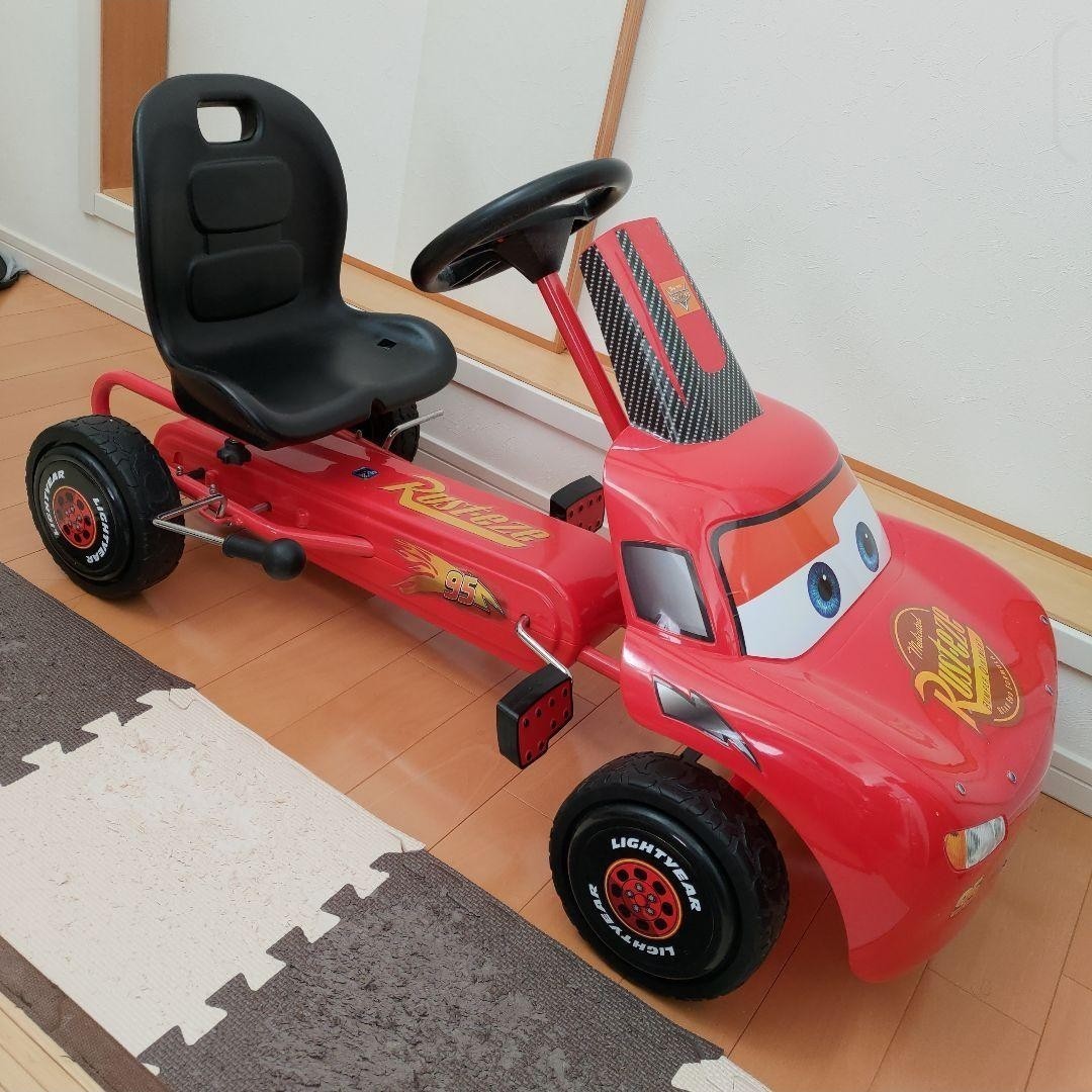 高質 日本未発売!カーズ ライトニングマックイーン ペダルゴーカート