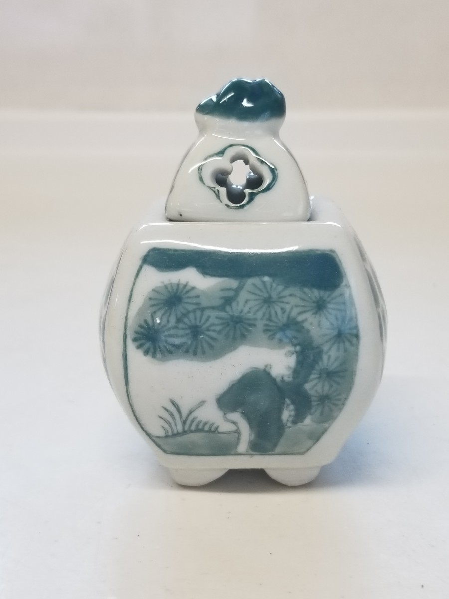  blue and white ceramics censer China 