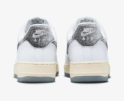 送料込み 新品 NIKE エアフォース1 HIP HOP 50周年限定モデル 送料込み 新品 NIKE エアフォース1 HIP HOP 50周年限定モデル