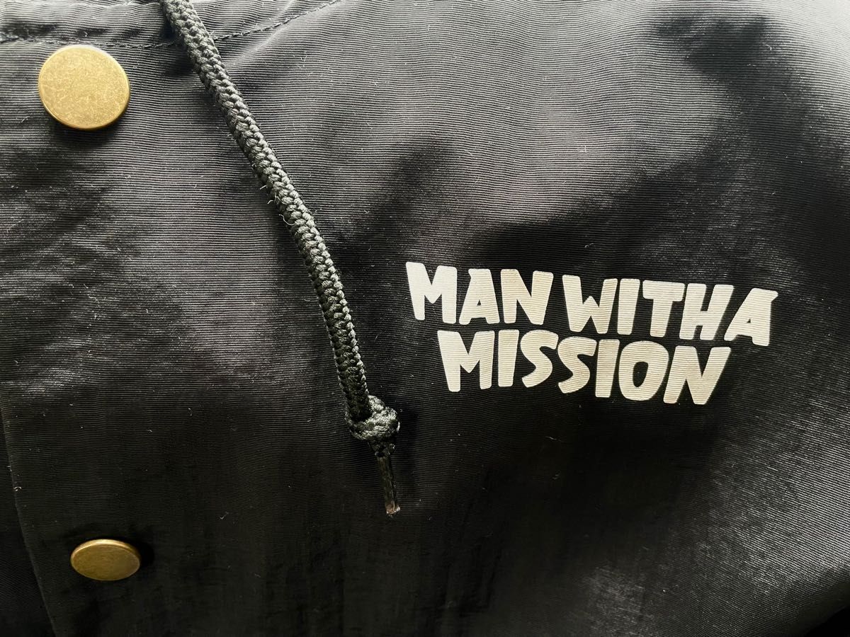 【希少美品】MAN WITH A MISSION マンウィズ　フード付きコーチジャケット　Ｌサイズ　ブラック