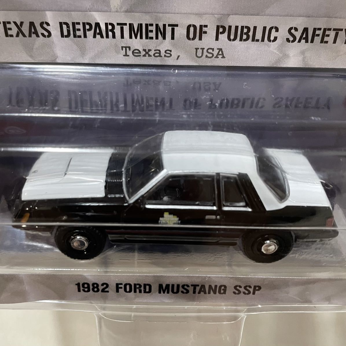 ★グリーンライト★ 1982 Ford Mustang SSP Hot Pursuit Police Greenlight フォード マスタング アメ車 ホットパシュート ホットウィール_画像5