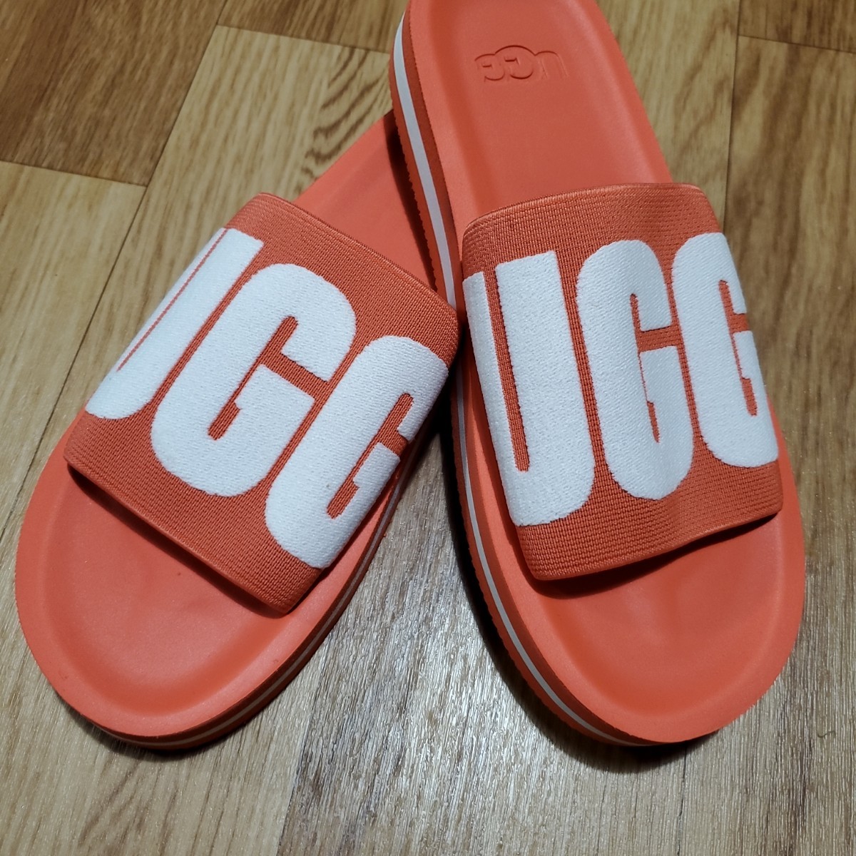 お1人様1点限り】 UGGサンダルメンズ用 男性用 - www.ecolau.fr