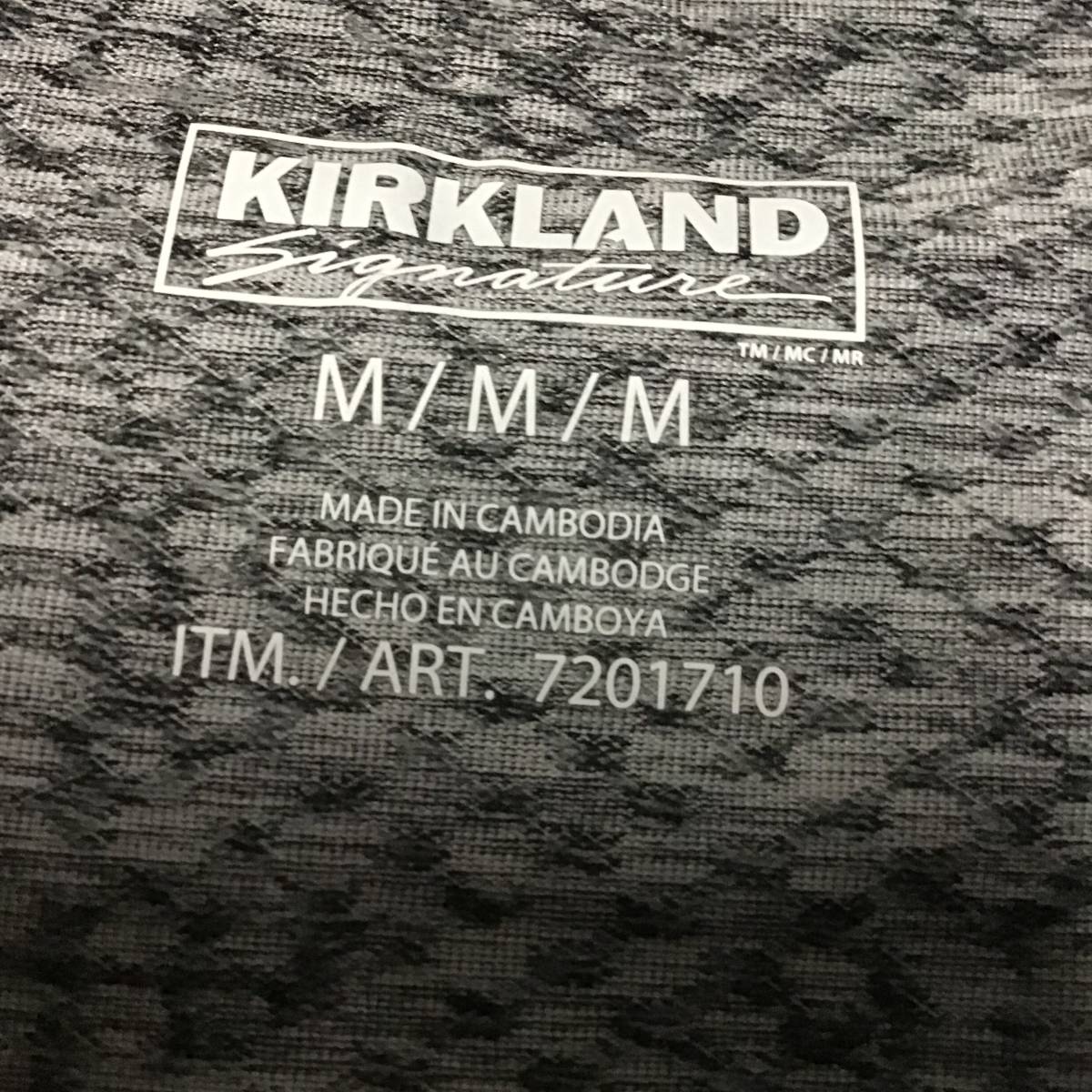 ［☆H 10041］新品未使用 KIRKLAND レディース ハーフジップ カットソー グレー 定価2526 コストコ仕入れ 56枚まとめ プレゼント フリマ_画像5