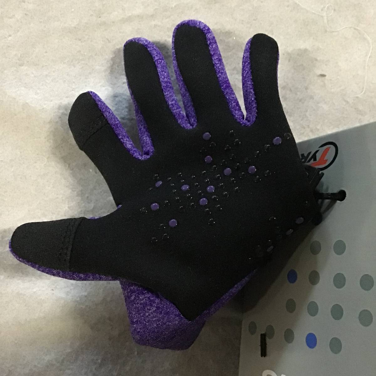 [*H 10204] new goods unused Chiroria Kids glove mitten touch screen correspondence gloves cost ko stock 36 set present flima gift 