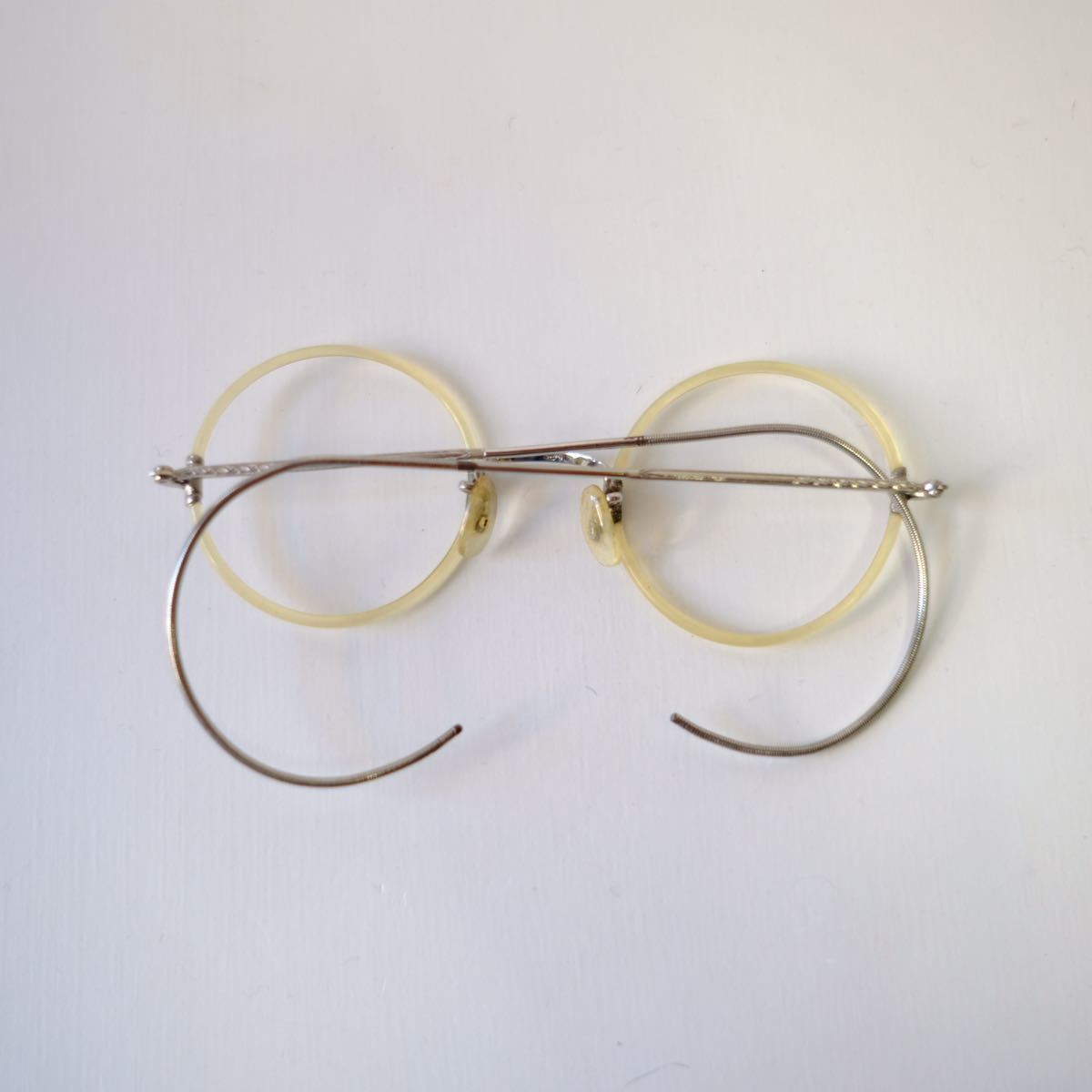 【1930〜50s】アンティーク　丸眼鏡　彫金　昭和レトロ　ヴィンテージ　メガネフレーム 金子眼鏡 古道具　ビンテージ　蚤の市