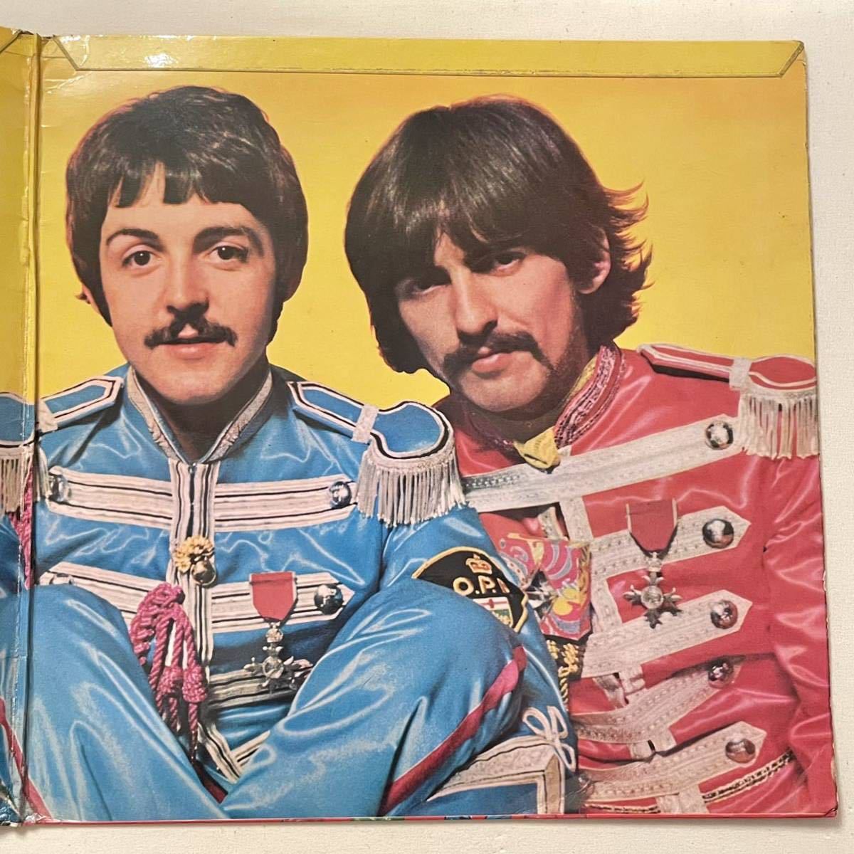 1stプレス完品 特集記事付 UKorg MONO LP THE BEATLES SGT. PEPPERS LONELY HEARTS CLUB BAND UKオリジナル盤 PMC7027 ビートルズ レコード_画像4