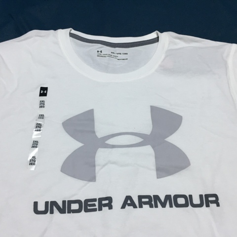 B13-03 新品 人気の定番商品 UNDER ARMOUR アンダーアーマー Tシャツ　半袖　ルーズフィット　ヒートギア　1257615 ホワイト XXLサイズ_画像5