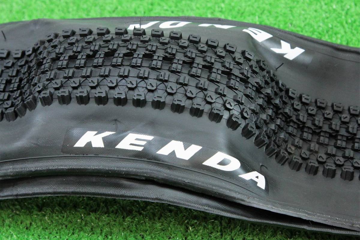 【即納】【折畳み可能】【軽量713g】KENDA ケンダ SMALL BLOCK 8 【 K1047 26x2.35 】軽量マウンテンバイクタイヤ　MTB 58-559_画像4