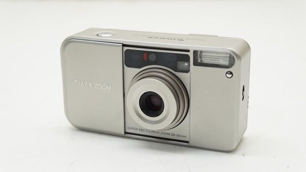 日本最大の ZOOM TIARA 富士フィルム FUJIFILM コンパクトカメラ