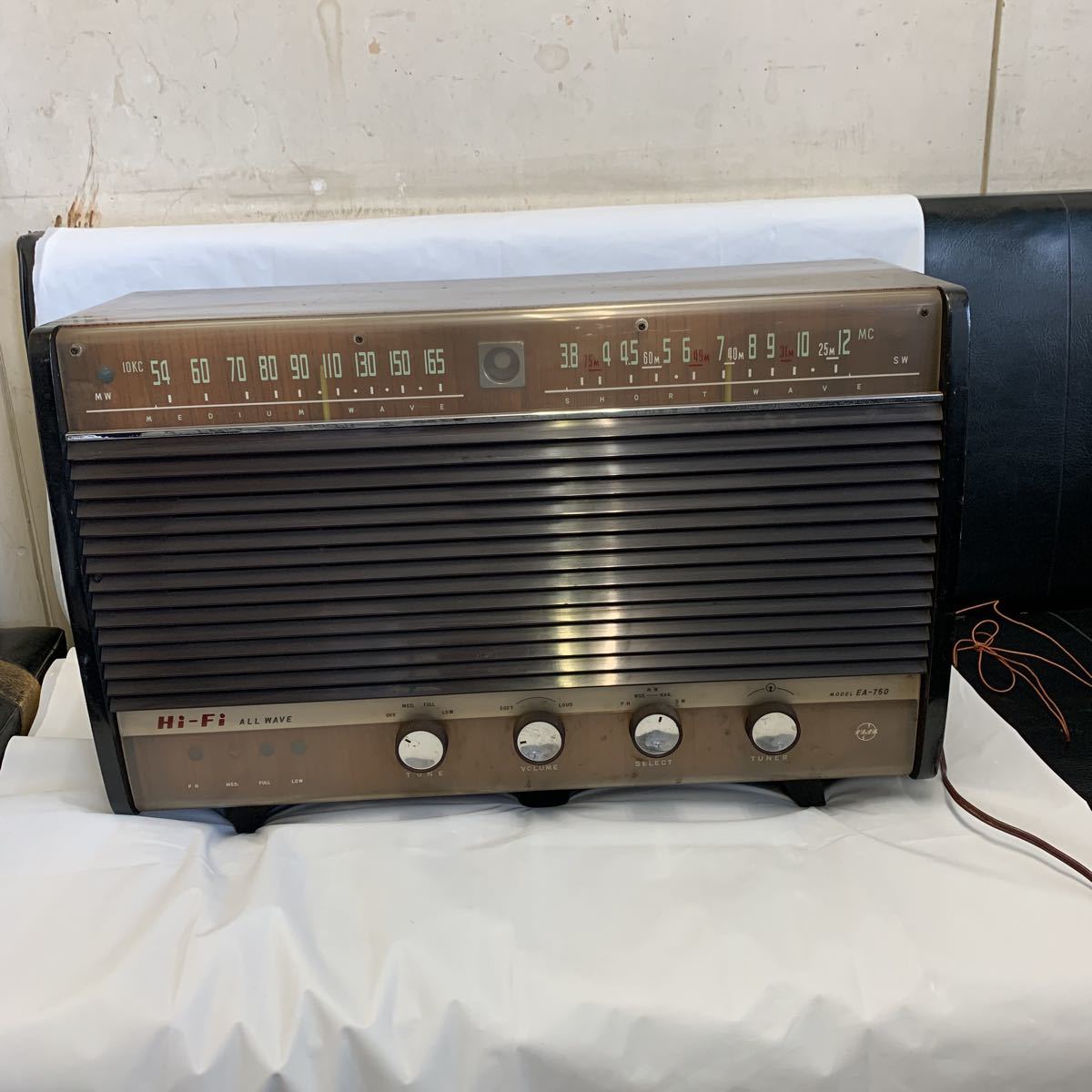 真空管ラジオ ナショナル ＥＡ－750 通電ok MW/sw ok 昭和32年製　当時品　美品　音出し(声)ok