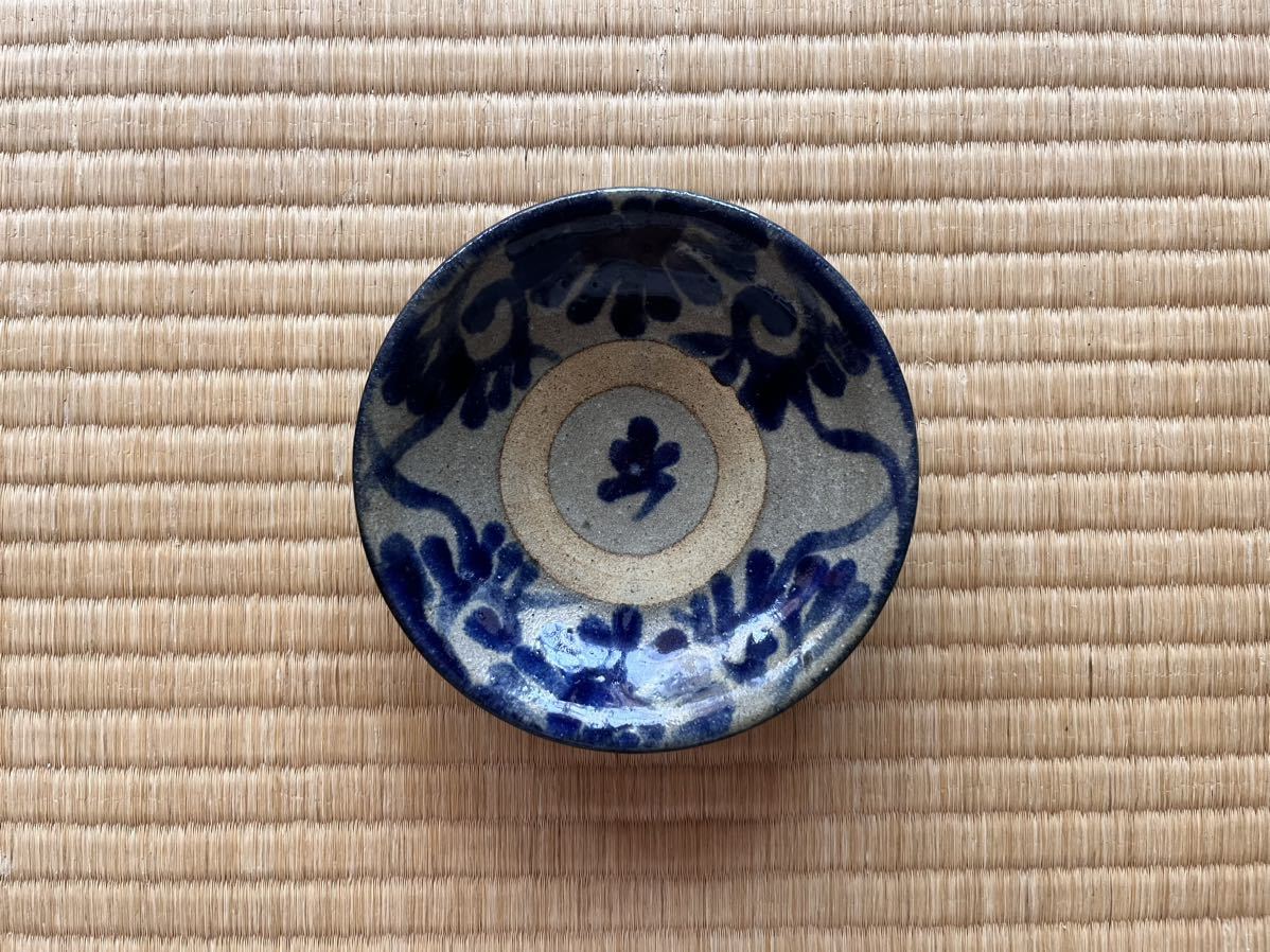 沖縄/ヤチムン/読谷山/横田屋窯/藍唐草4寸皿/直径13cm、高さ3.2cm/USED/民藝/工藝_画像1