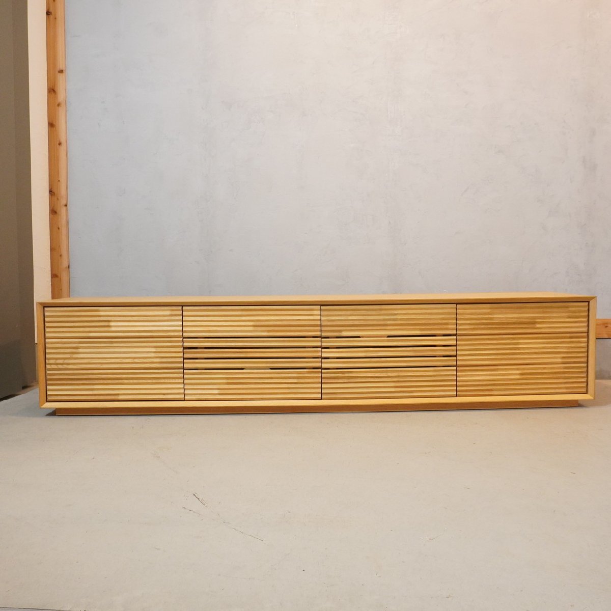 Bibian 比比昂- karimoku カリモク家具ソリッドオーク材テレビ Bibian 比比昂- karimoku カリモク家具ソリッドオーク材テレビ