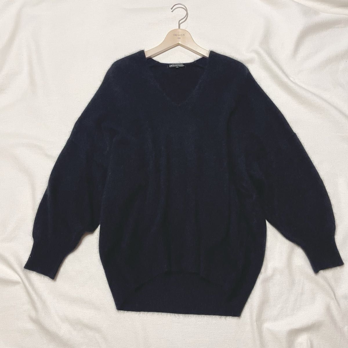 美品 23区 × 中村アンさん コラボ ヘアリー Vネック ニット 美品 23区 × 中村アンさん コラボ ヘアリー Vネック ニット