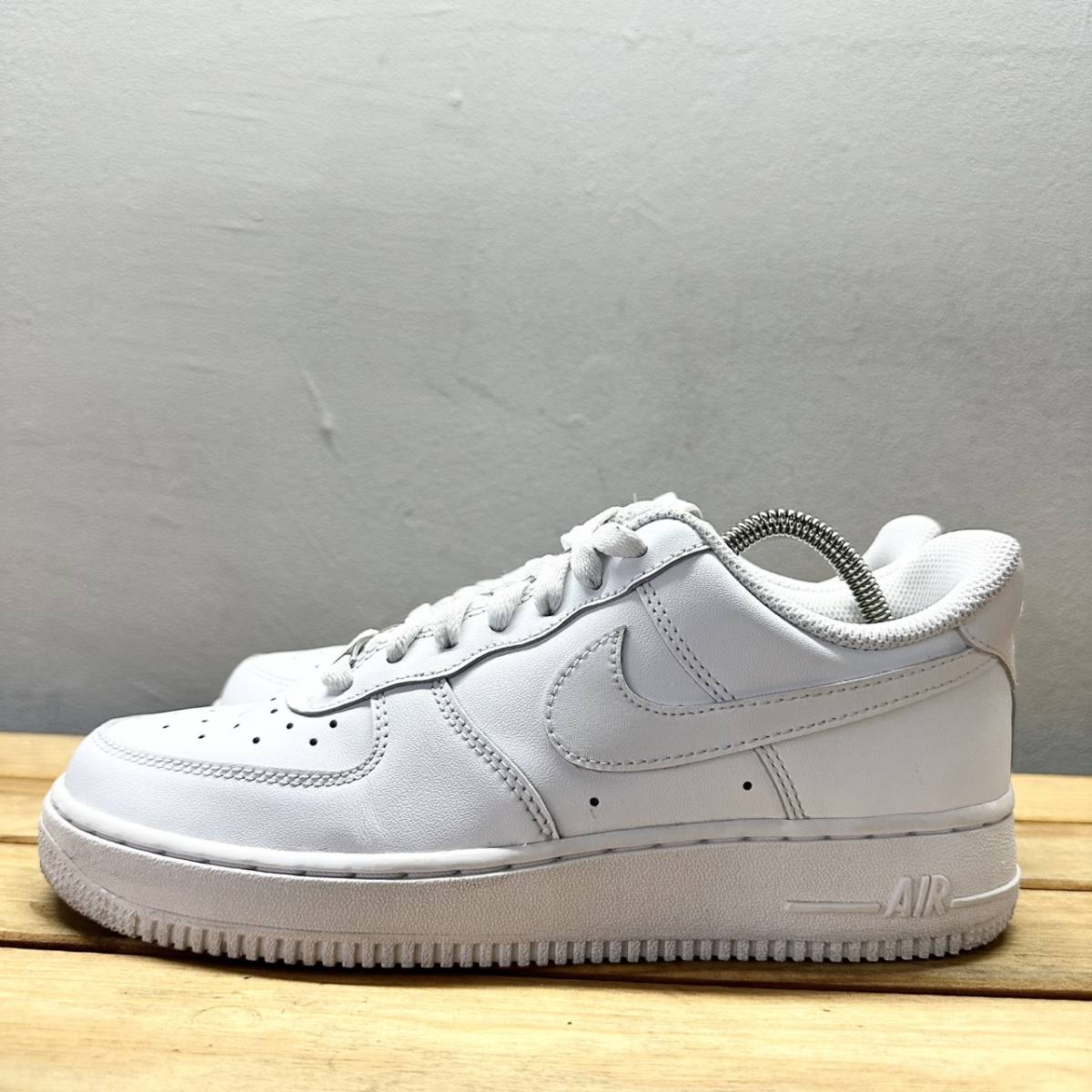 美品 NIKE AIR FORCE 1 07 ナイキ エア フォース 1 07 オールホワイト 白 スニーカー 24.5cm CW2288-111_画像5