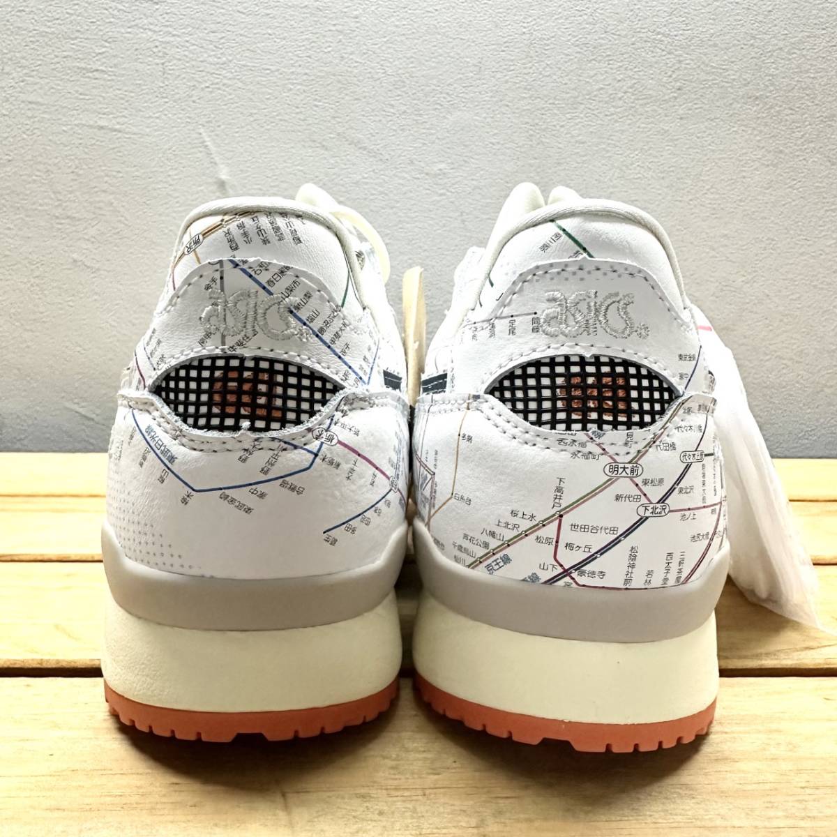 ヤフオク! - 極美品 未使用タグ付 asics GEL-LYTE III...