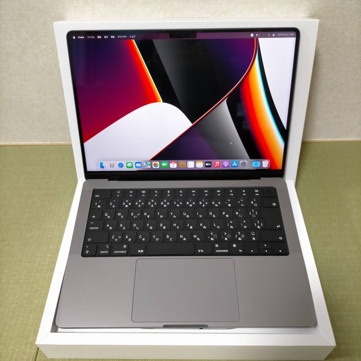 美品☆ 14インチMacBook Pro M1 Pro 2021 16GBメモリ512GB SSD MKGP3J
