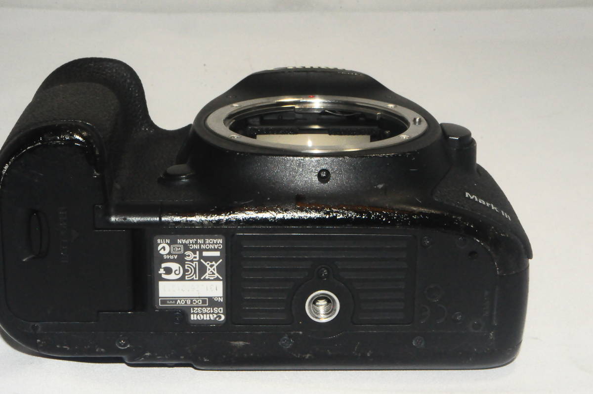 大人気 キヤノン Canon EOS 5D Mark III ボディ 10994 détails d