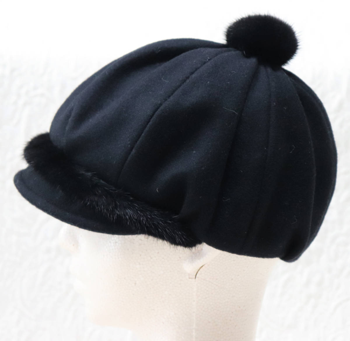 新品【アトリエ どら猫~旭川~】毛100% 毛皮(ミンク)使用 可愛く丸いキャスケット 帽子 黒 M(55cm) v3872