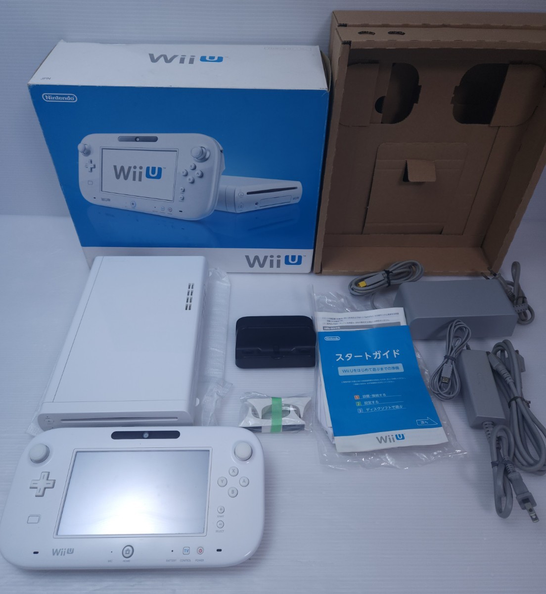 お手頃価格 U Wii WiiU Nintendo 任天堂 美品 本体 動作品(5) 箱付き