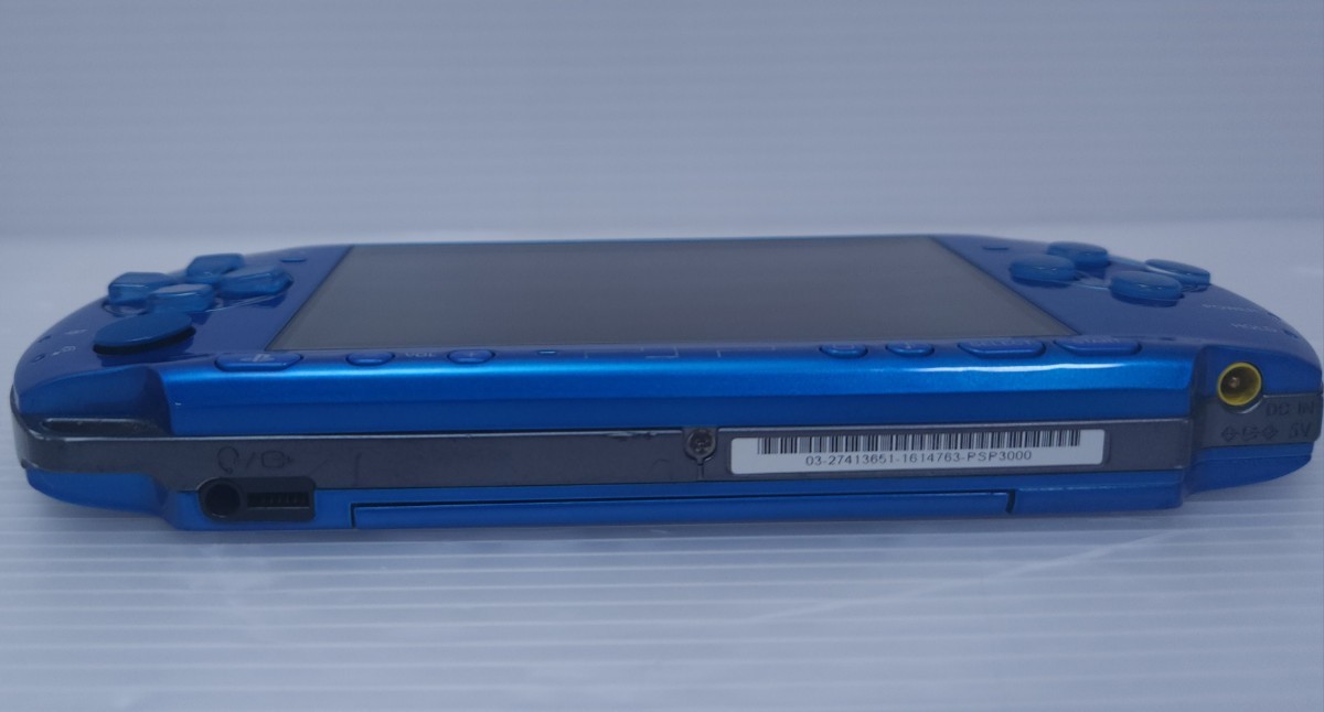 送料無料 SONY PSP-3000 VB （バイブラント・ブルー） ソニー PSP-3000　本体,4GB メモリカード, 動作品 希少品 d2_画像8
