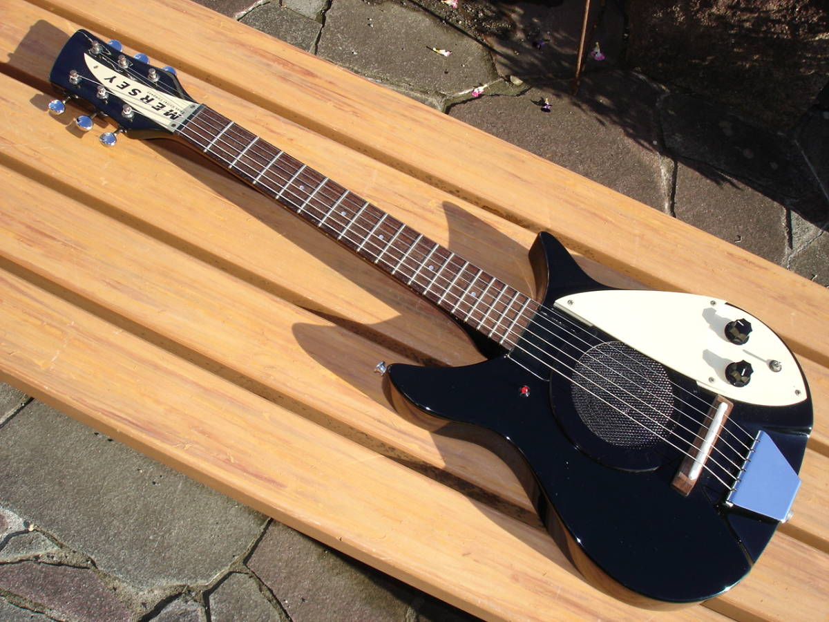 1990年代製 MERSEY RICKENBACKER TYPE アンプ内蔵 ミニギター リッケン