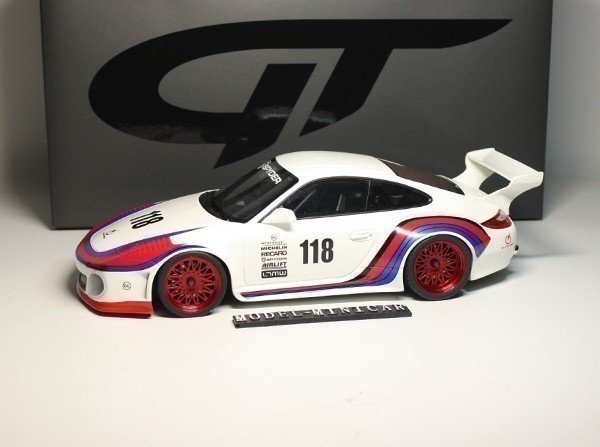 ▲入手困難！GT-Spirit 1/18 ポルシェ Porsche 911 OLD&NEW BODY KIT