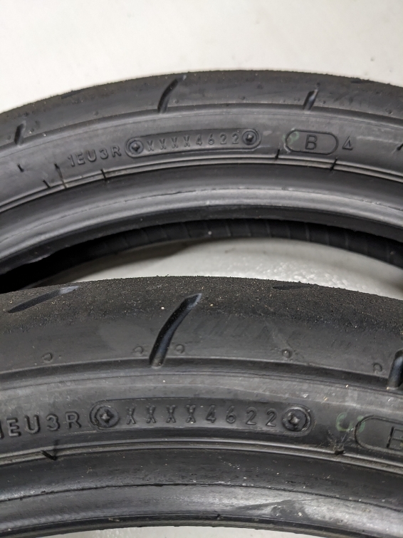 KR410　17インチ　２本セット　90/80-17　DUNLOP　ダンロップ　309797　NS50R　ブリヂストン　BT-39SS_画像3