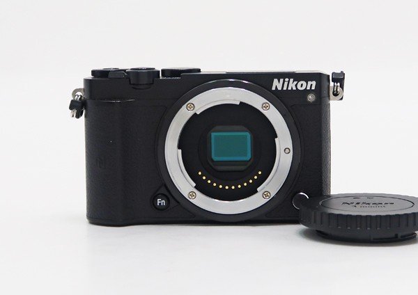 人気新品入荷 ◇美品【ニコン】Nikon 1 ブラック ミラーレス一眼カメラ
