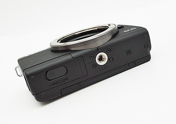 ◇美品【Canon キヤノン】EOS M100 EF-M 15-45 IS STM レンズキット ミラーレス一眼カメラ ホワイト_画像3