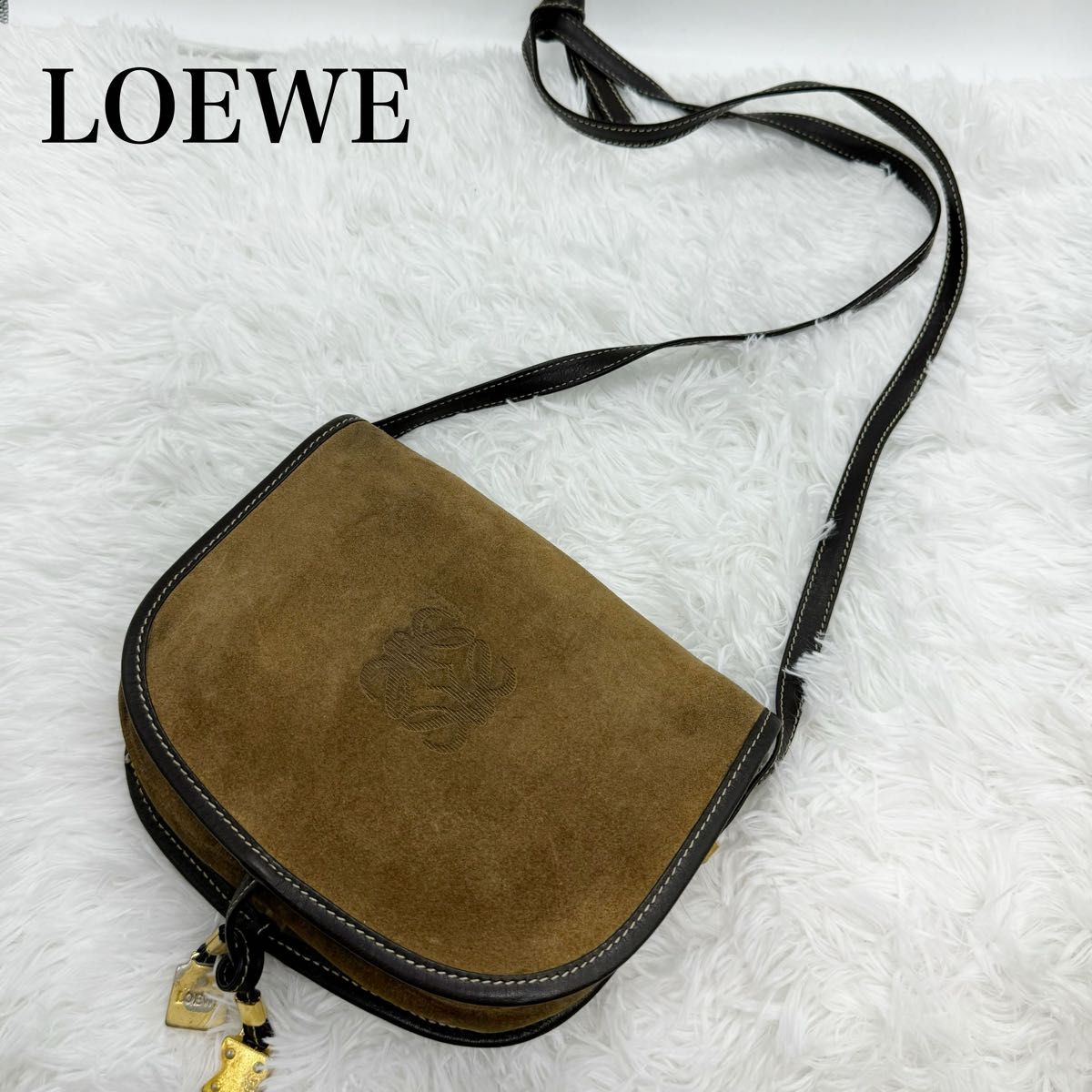 美品！LOEWE ロエベ　ショルダーバッグ　アナグラム　スエード×レザー　ななめがけ