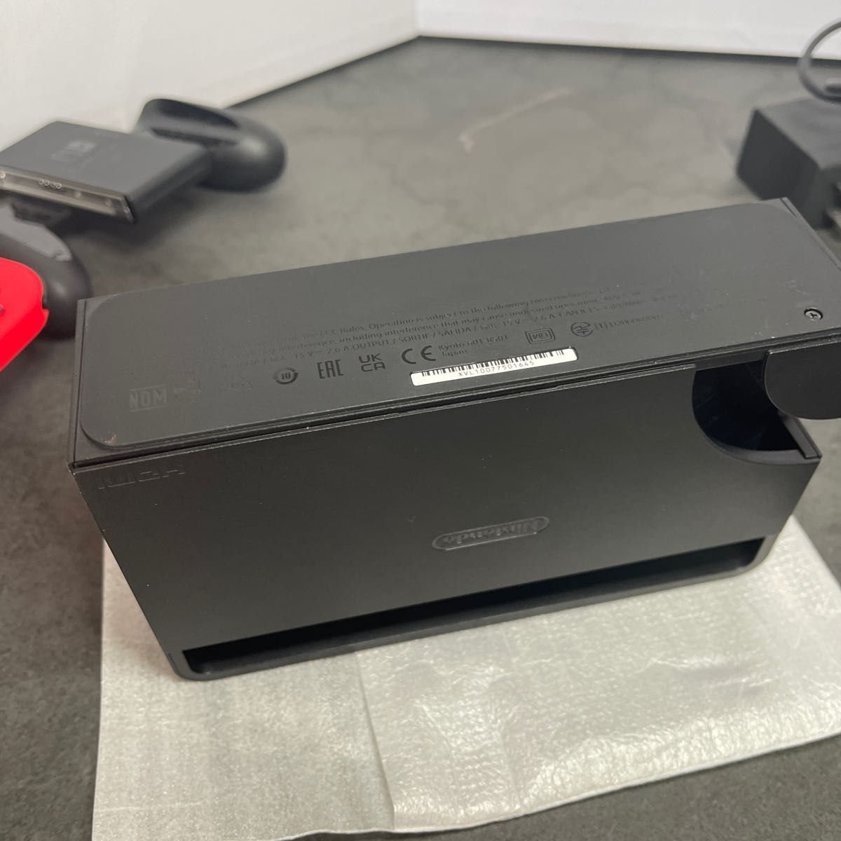 Nintendo Switch 有機ELモデル ネオンレッド 2022年 ほぼ未使用 Nintendo Switch 有機ELモデル ネオンレッド 2022年 ほぼ未使用