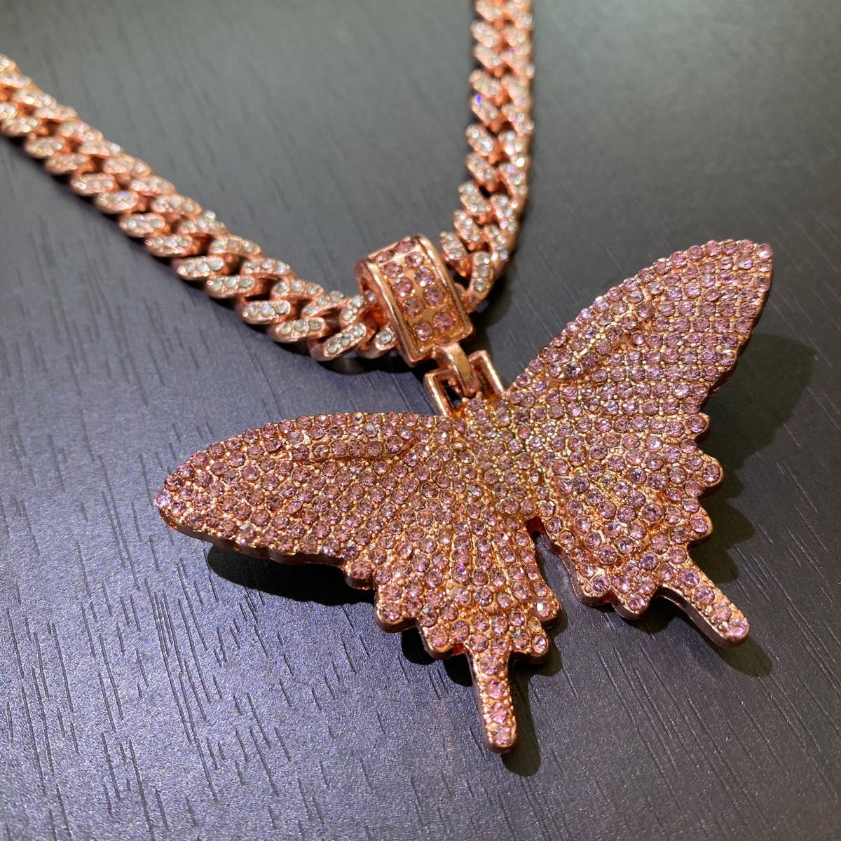 【新品】PINK GOLD DIAMOND BUTTERFLY MIAMI CUBAN LINKS BLING