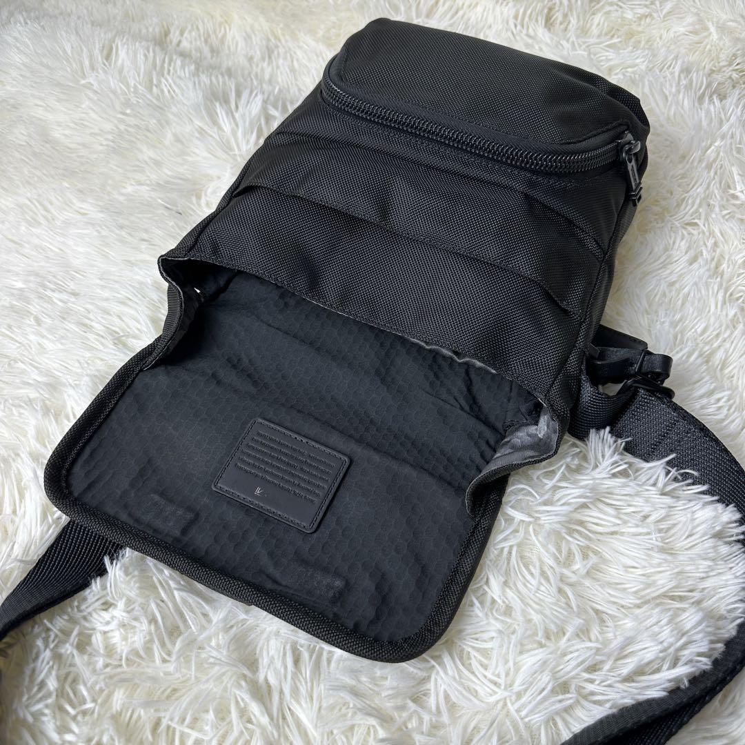 未使用級 TUMI トゥミ 232306D ショルダーバッグ ボディーバッグ-