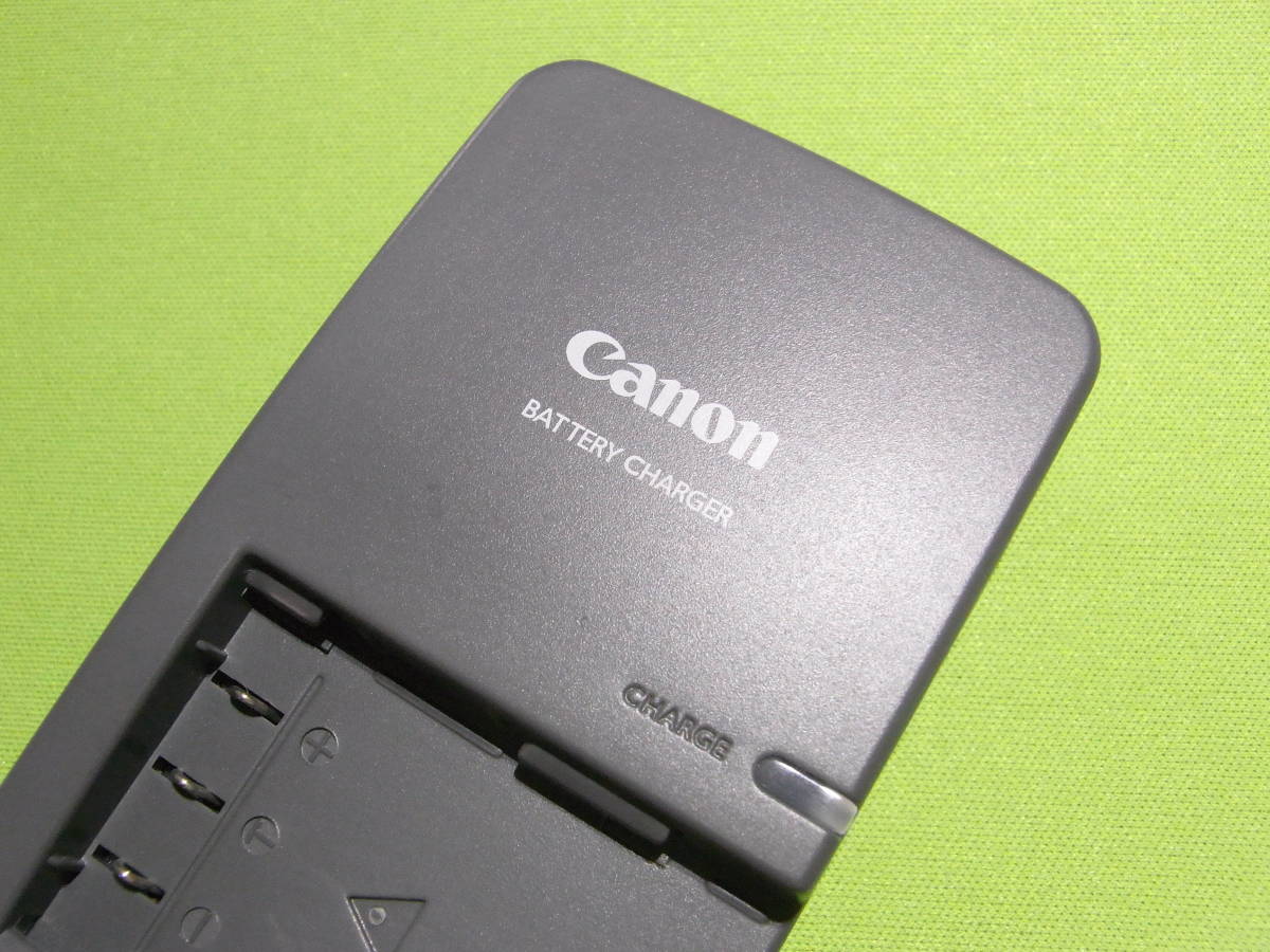 【美品】【即決】 Canon キャノン 【純正品】 　充電器　CB-2LW 　NB-2L NB-2LH 用　動作品 2._画像4