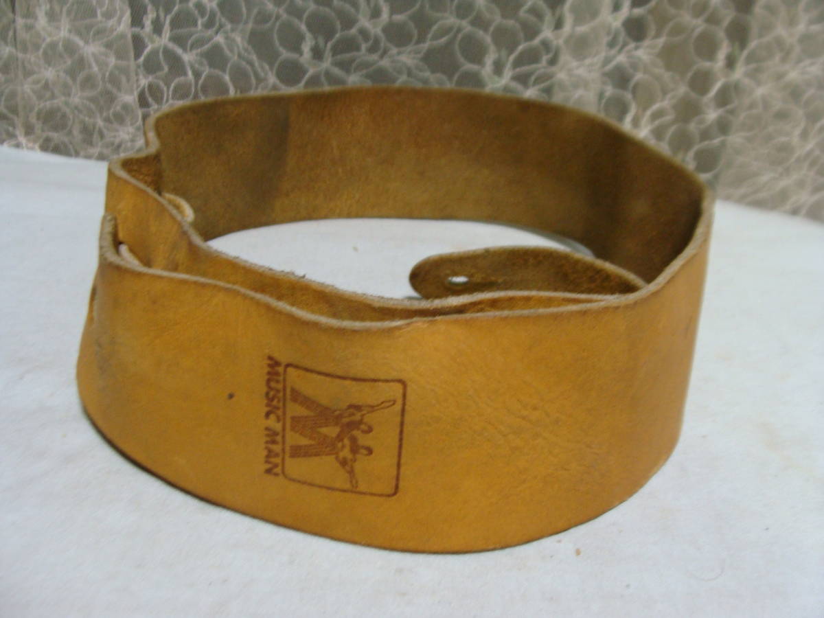 MUSICMAN Musicman leather strap original leather Vintage guitar strap present condition goods 