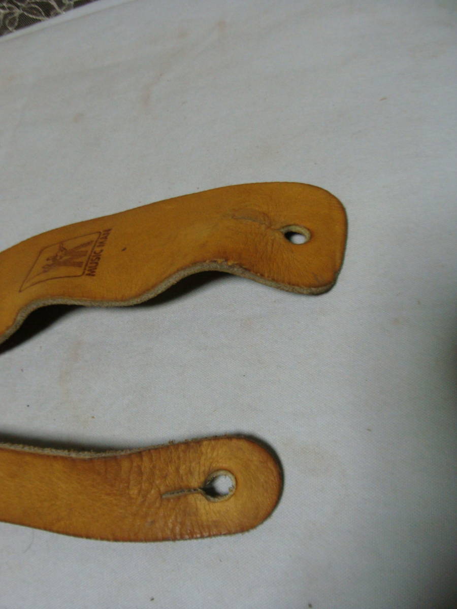 MUSICMAN Musicman leather strap original leather Vintage guitar strap present condition goods 