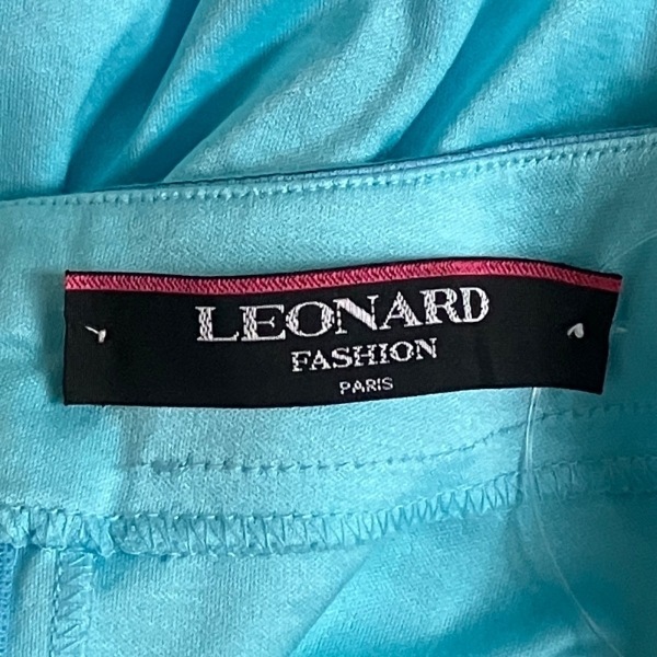 レオナール LEONARD 半袖カットソー サイズL - ライトブルー×パープル×マルチ レディース Vネック トップス_画像3