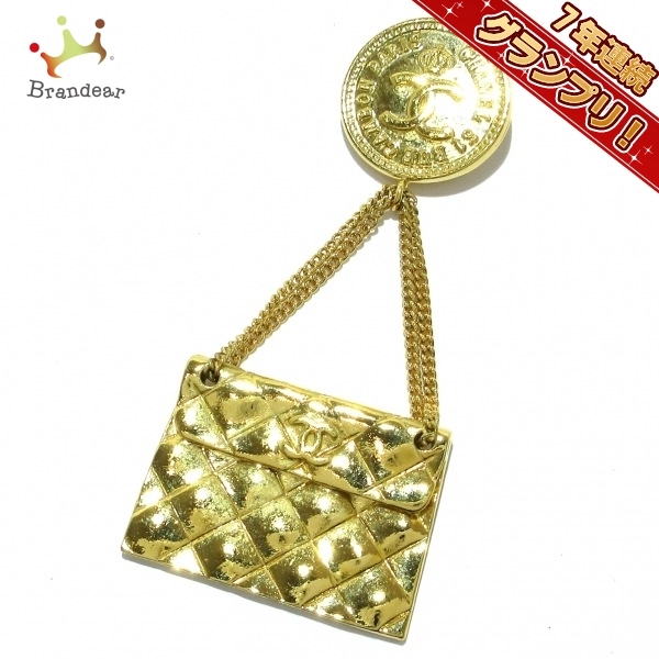 シャネル CHANEL ブローチ ココマーク 金属素材 ゴールド マトラッセ/バッグ/コイン 25 美品 アクセサリー（他）