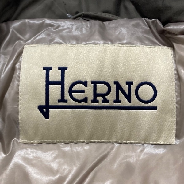 ヘルノ HERNO ダウンコート サイズ44 L - カーキ レディース 長袖/ジップアップ/秋/冬 コート_画像3