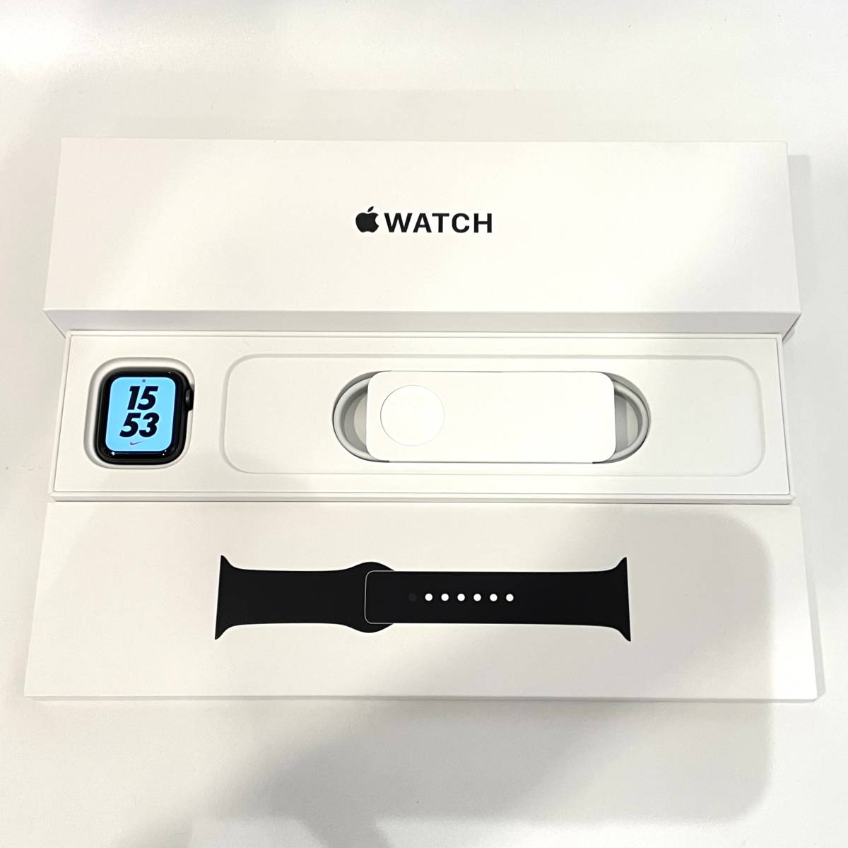 クラシック 【中古】Apple Watch SE 40mm GPS スペースグレイ/スポーツ